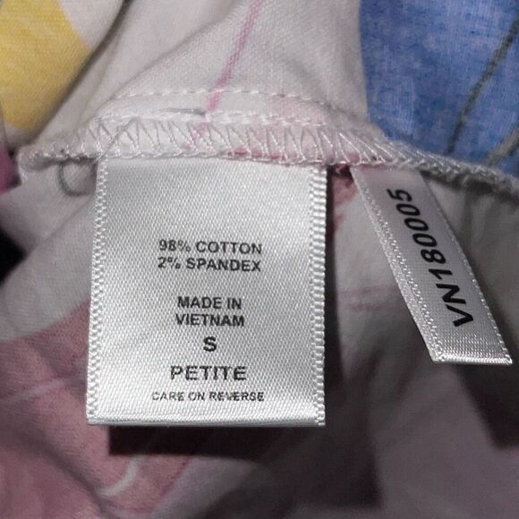 New York & Company Face-Print Double-Button Secret Button Ny&C Madison Shirt Sma - Picture 6 of 9